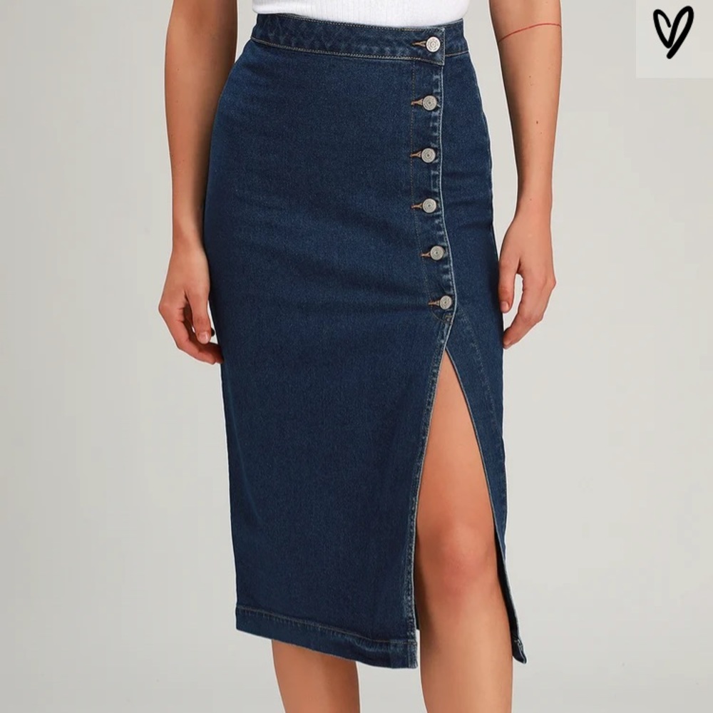 Lulus jasmine dark wash skirt